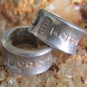 1997 Tiffany & Co 925 hoop earrings